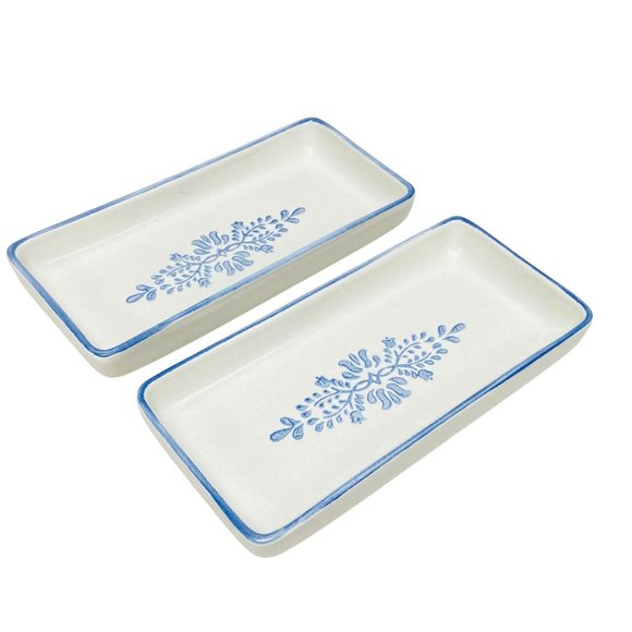Pfaltzgraff Yorktowne 2 Rectangle Stoneware Cracker Relish Dish Trays 716-51 - Picture 1 of 7